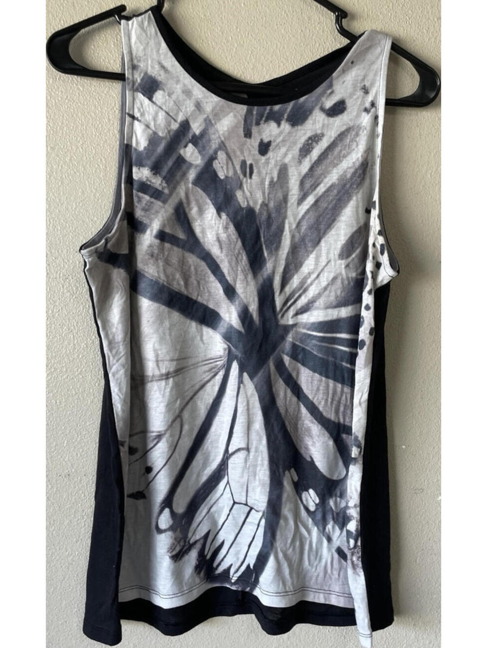 Apt 9 Medium Tank Butterfly Black White